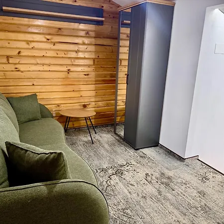 Casa Lazaroiu 3* Curtea de Argeş
