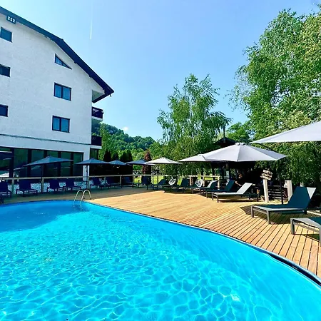 Gasthuis Casa Lazaroiu Curtea de Argeş